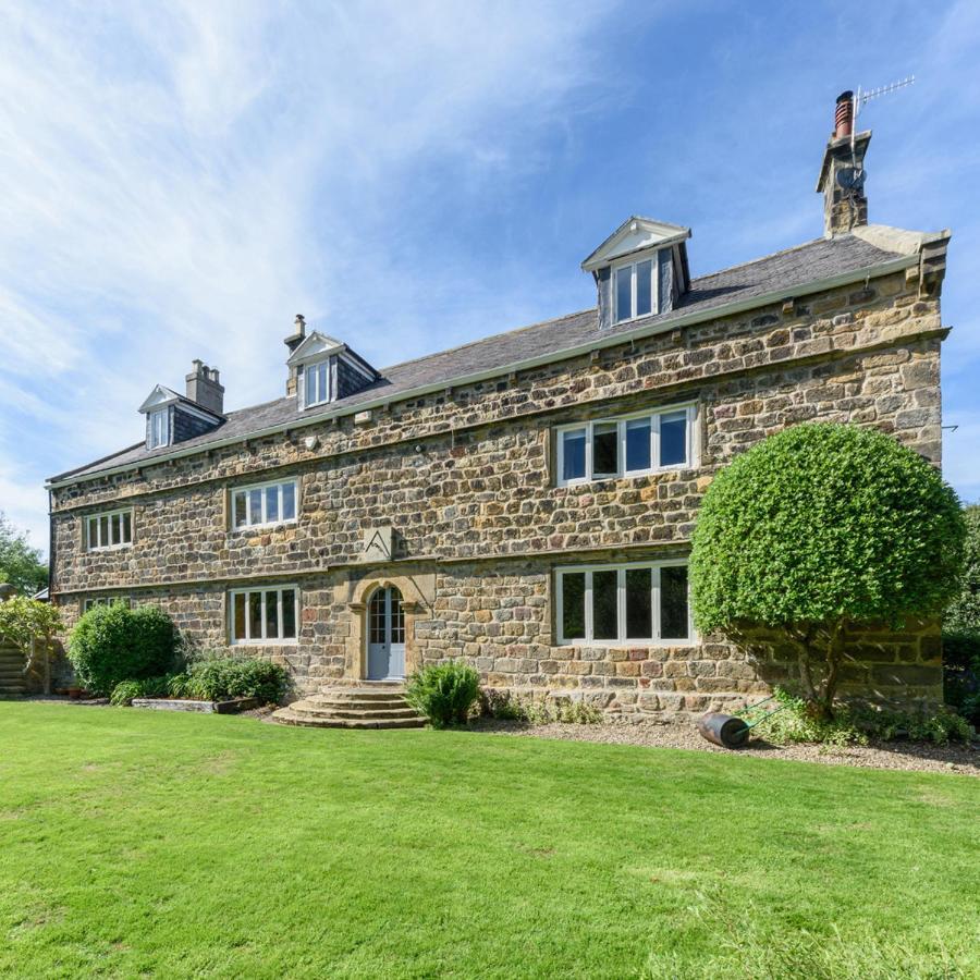10 Bed Stunning House In Village, With Hot Tub Ovingham Екстериор снимка